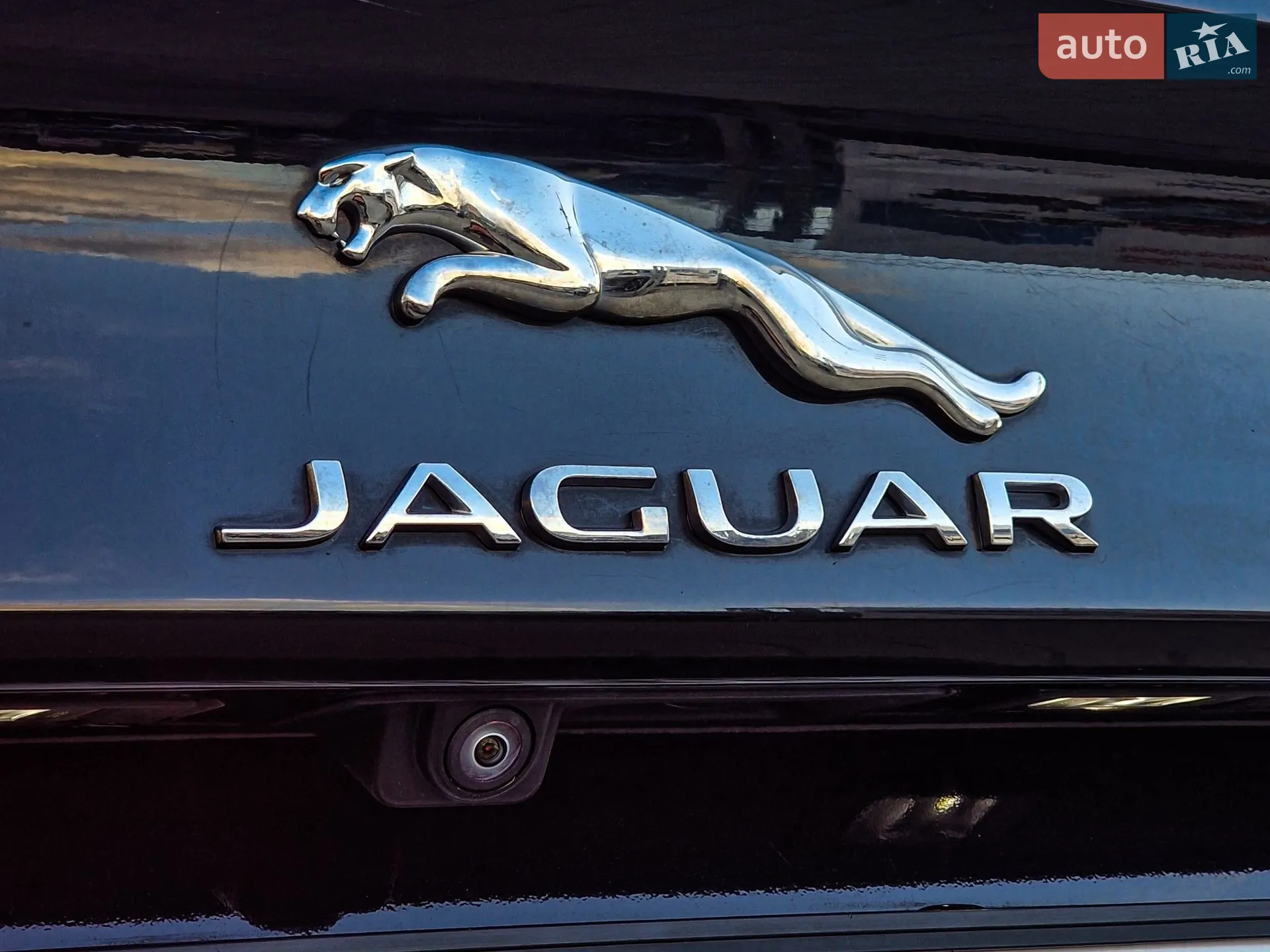 2016 Jaguar XE - мініатюра 12