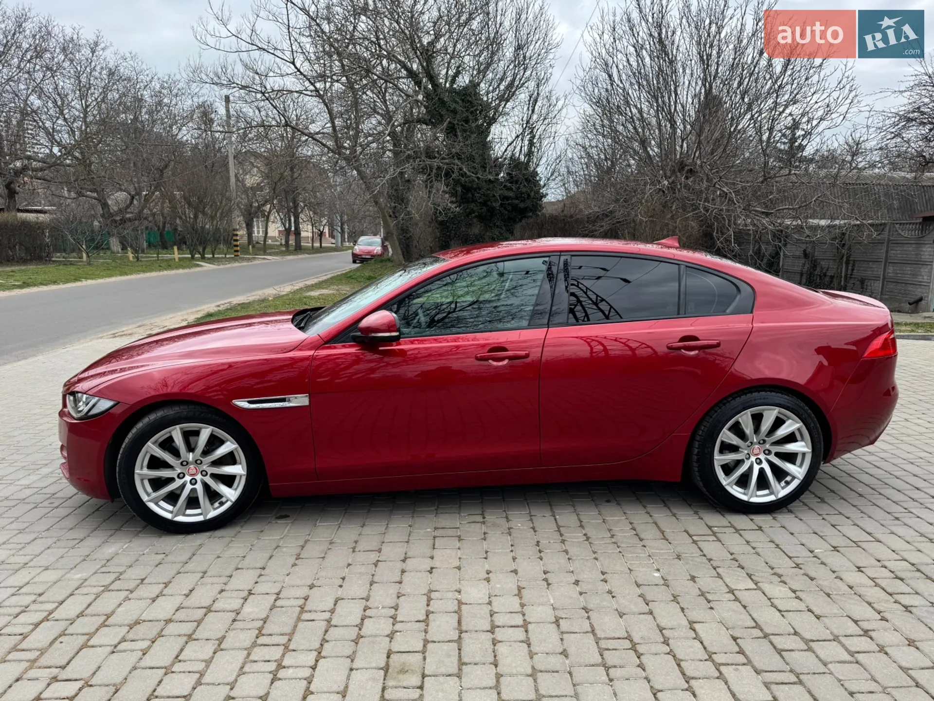 2015 Jaguar XE - мініатюра 8