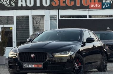 Седан Jaguar XE 2016 в Харкові