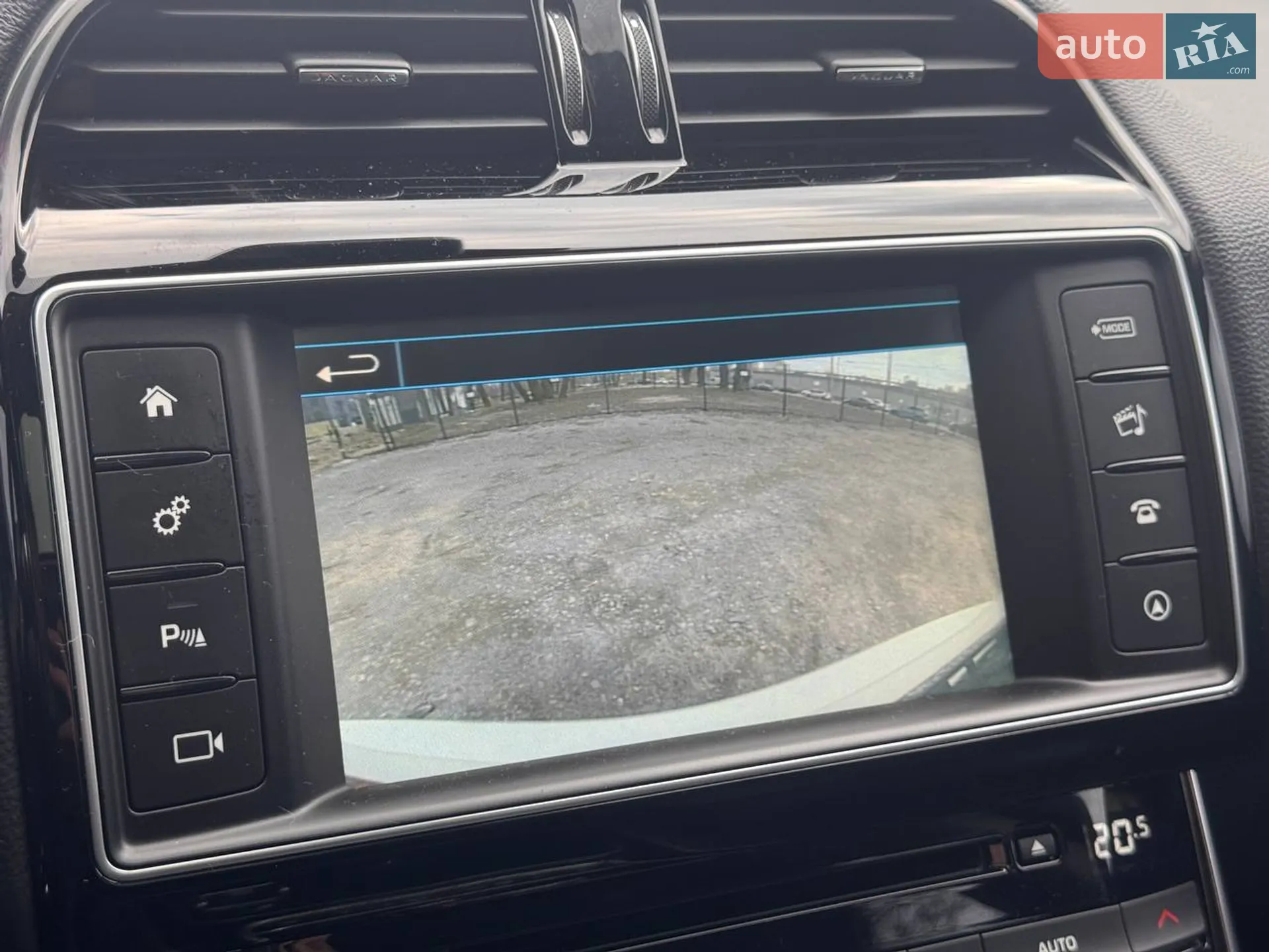 2015 Jaguar XE - мініатюра 40