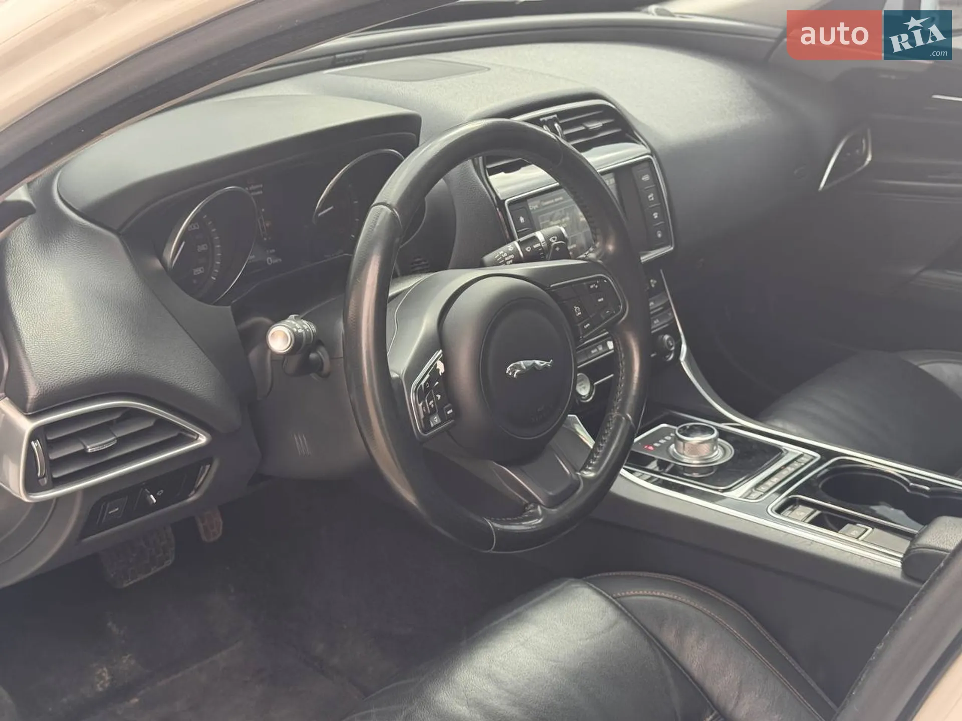 2015 Jaguar XE - мініатюра 45