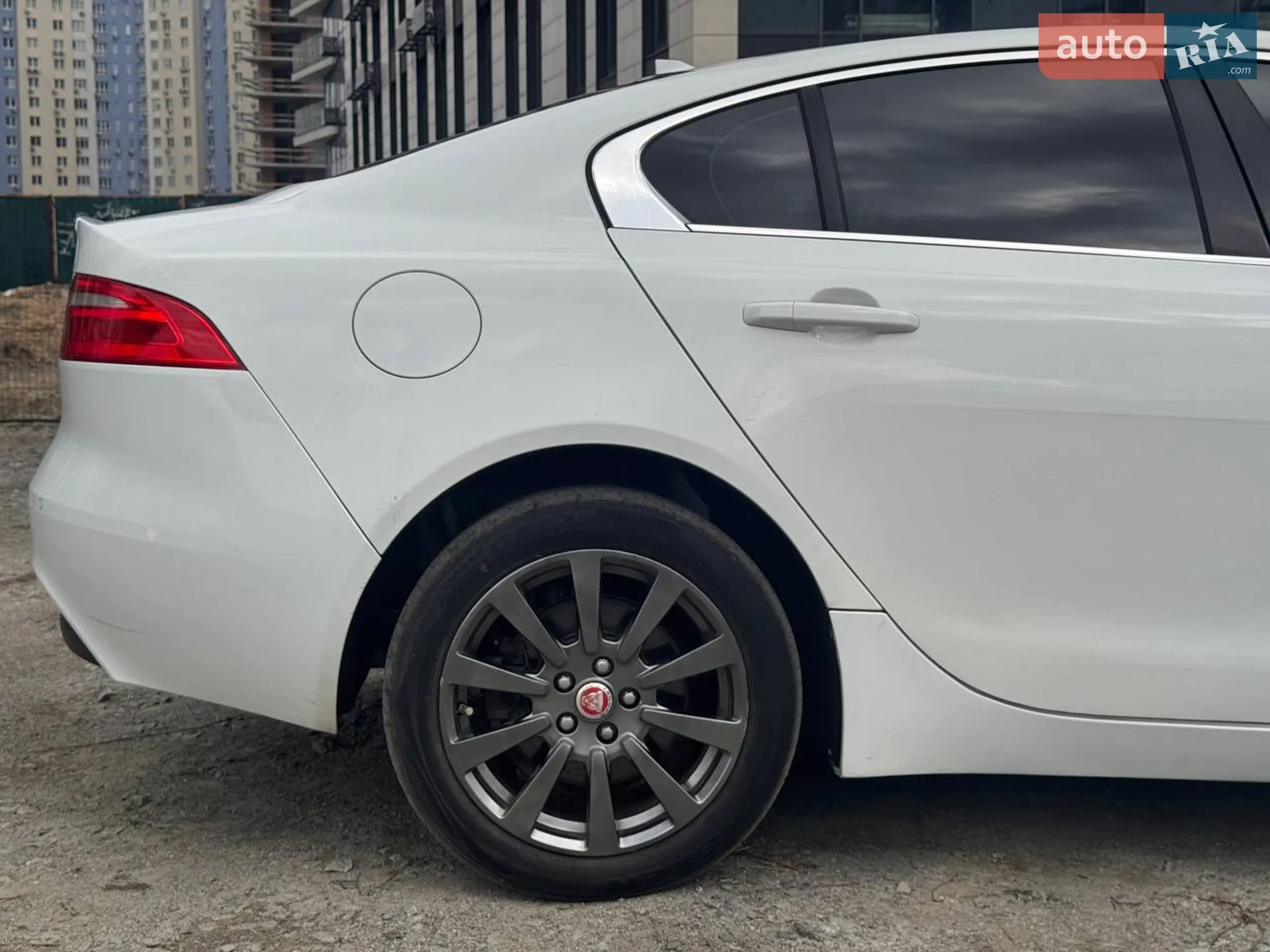 2015 Jaguar XE - мініатюра 10