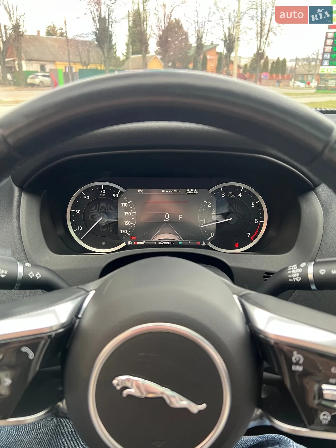 2019 Jaguar XE - мініатюра 20