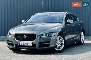 Седан Jaguar XE 2016 в Киеве