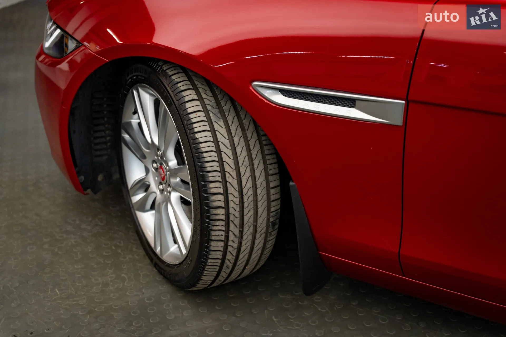 2020 Jaguar XE - мініатюра 8