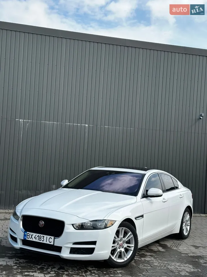 2017 Jaguar XE - мініатюра 15