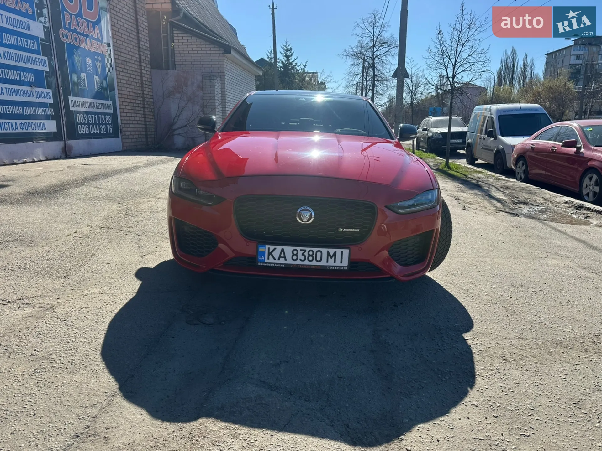 2019 Jaguar XE - мініатюра 8