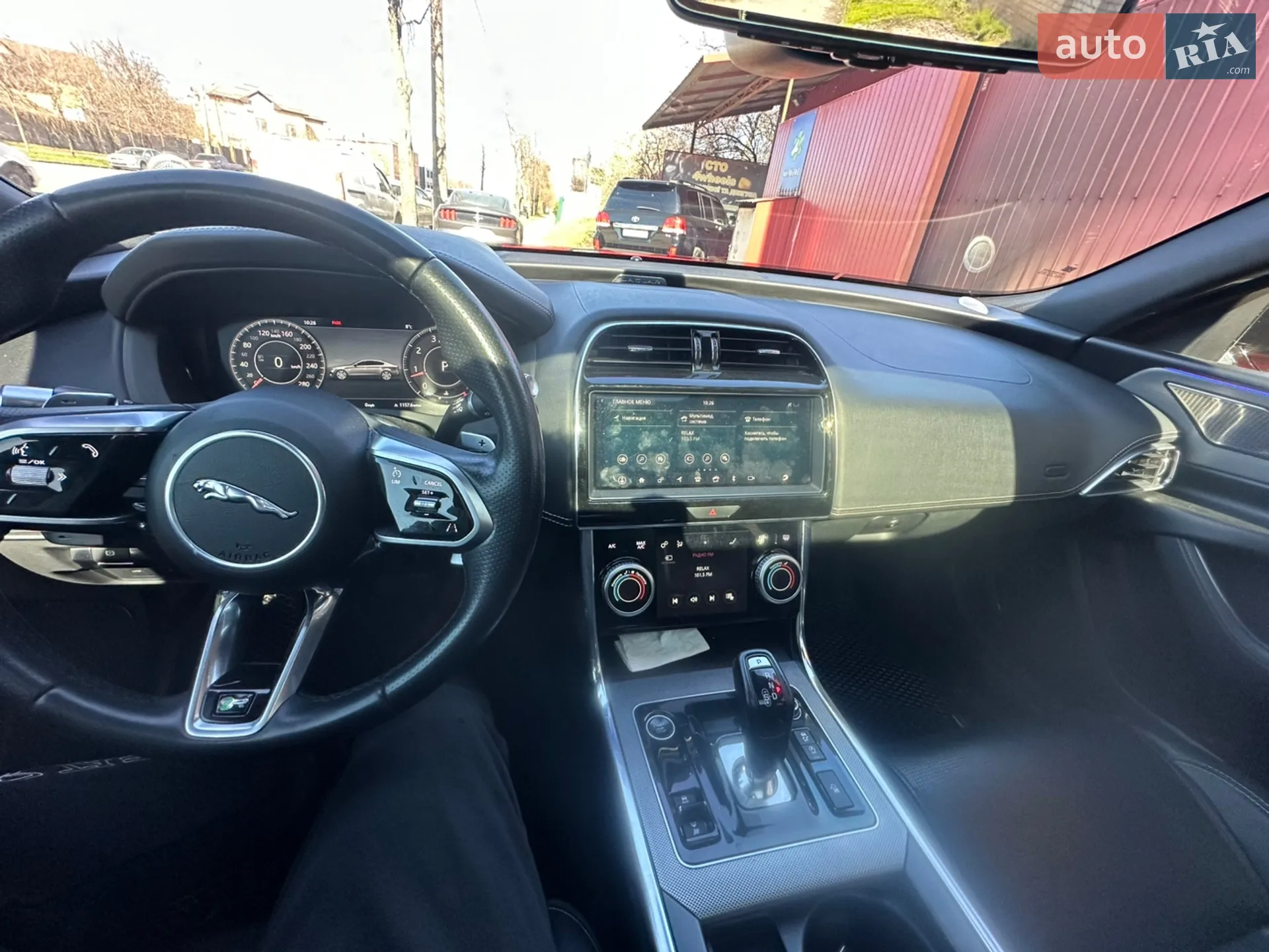 2019 Jaguar XE - мініатюра 11