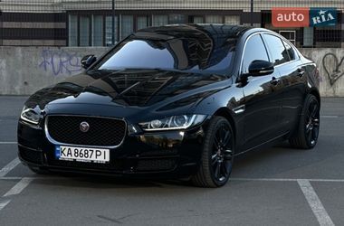 Седан Jaguar XE 2019 в Киеве