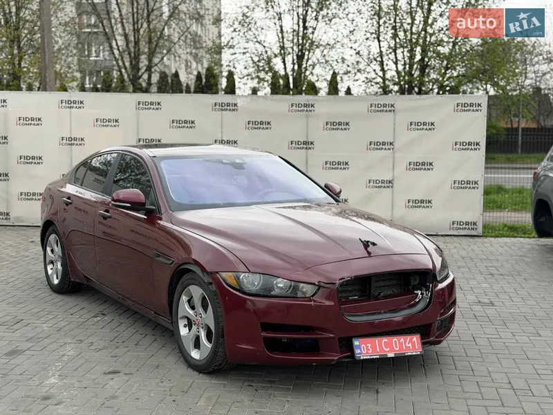 Jaguar XE 2016