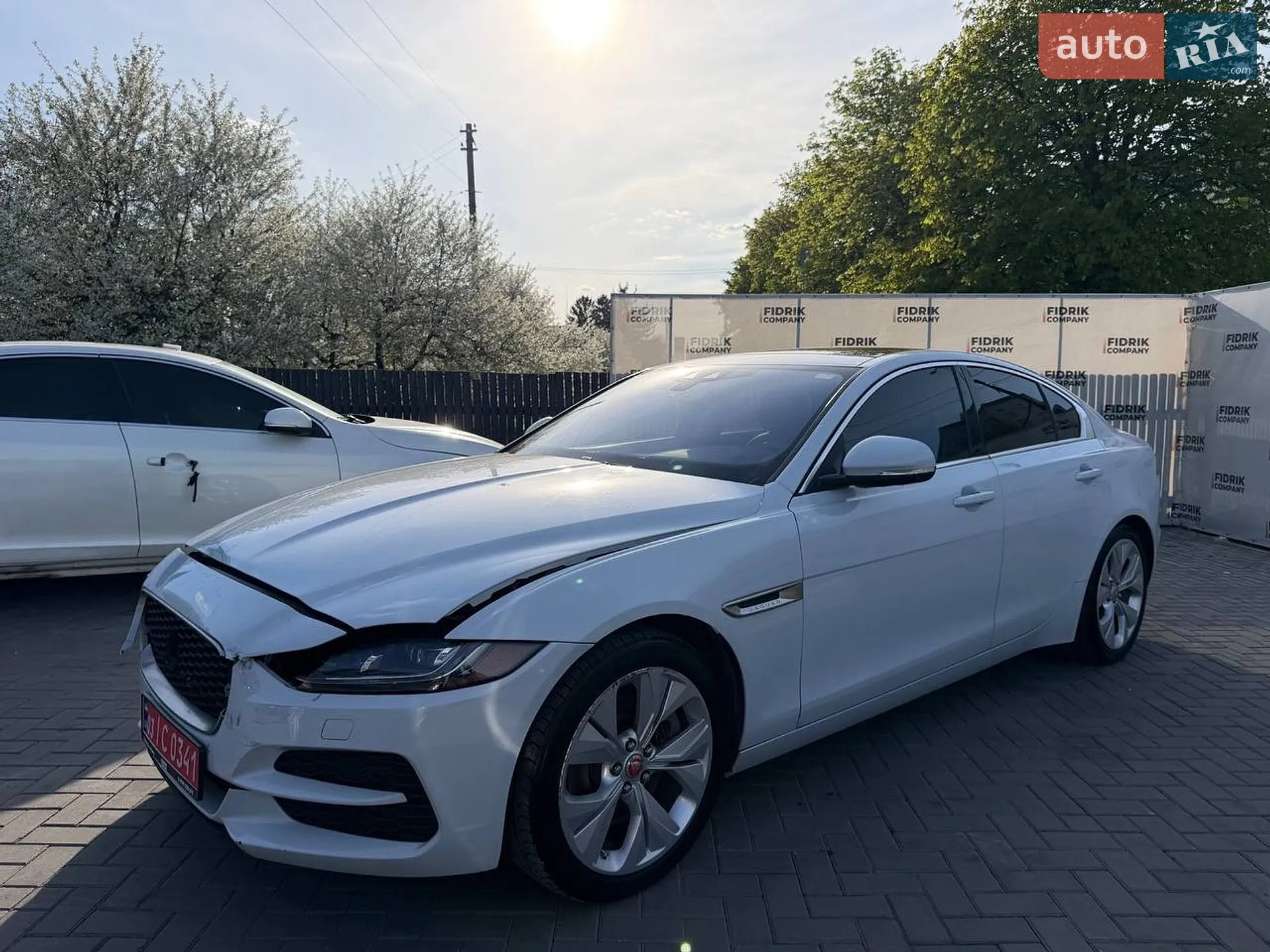2019 Jaguar XE - мініатюра 18