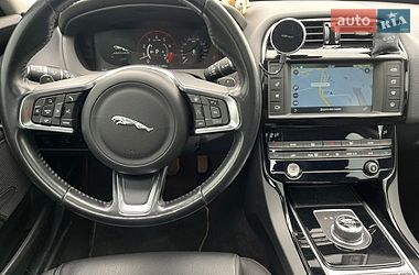 Седан Jaguar XE 2016 в Днепре