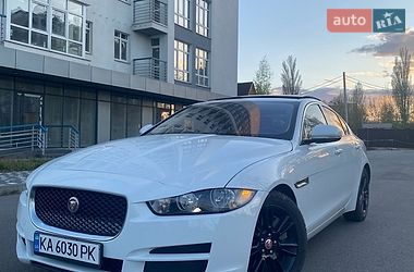 Седан Jaguar XE 2017 в Киеве
