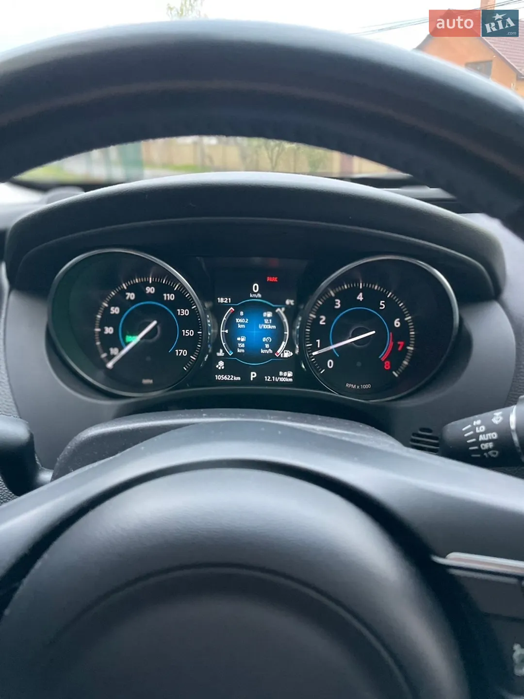 2016 Jaguar XE - мініатюра 16
