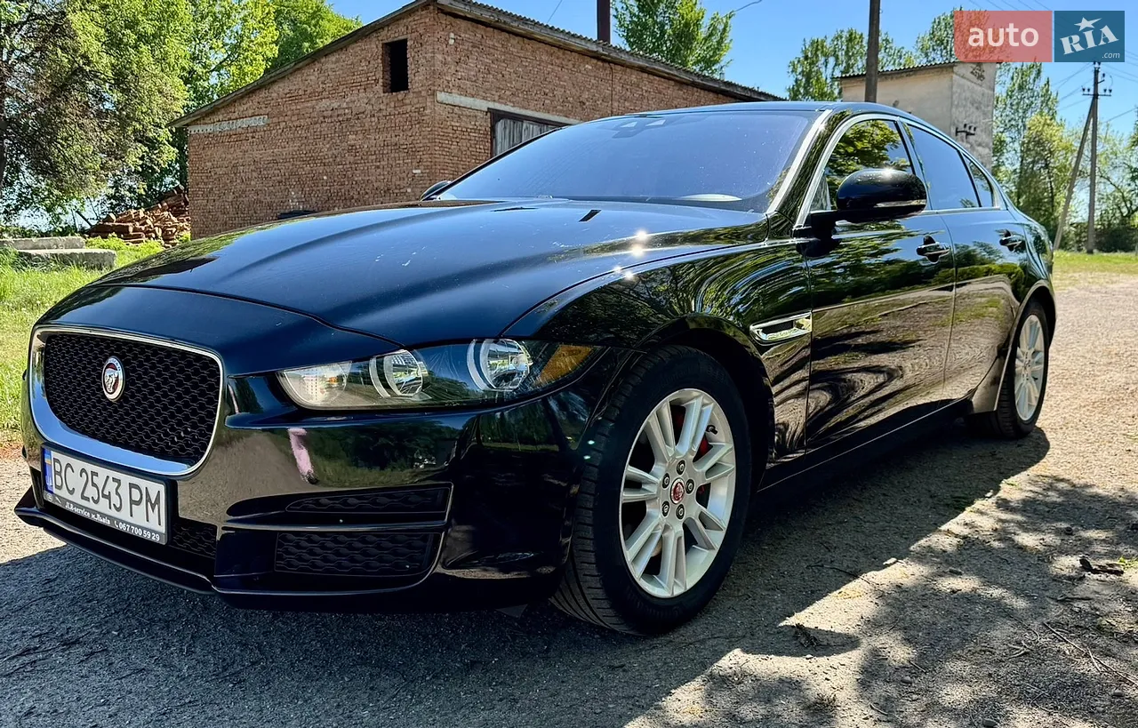 2017 Jaguar XE - мініатюра 34