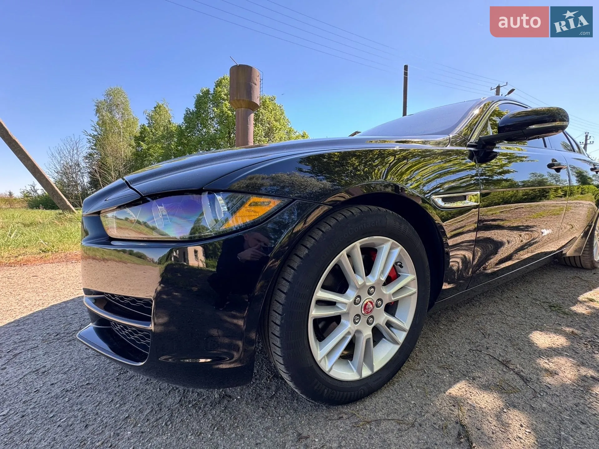 2016 Jaguar XE - мініатюра 2