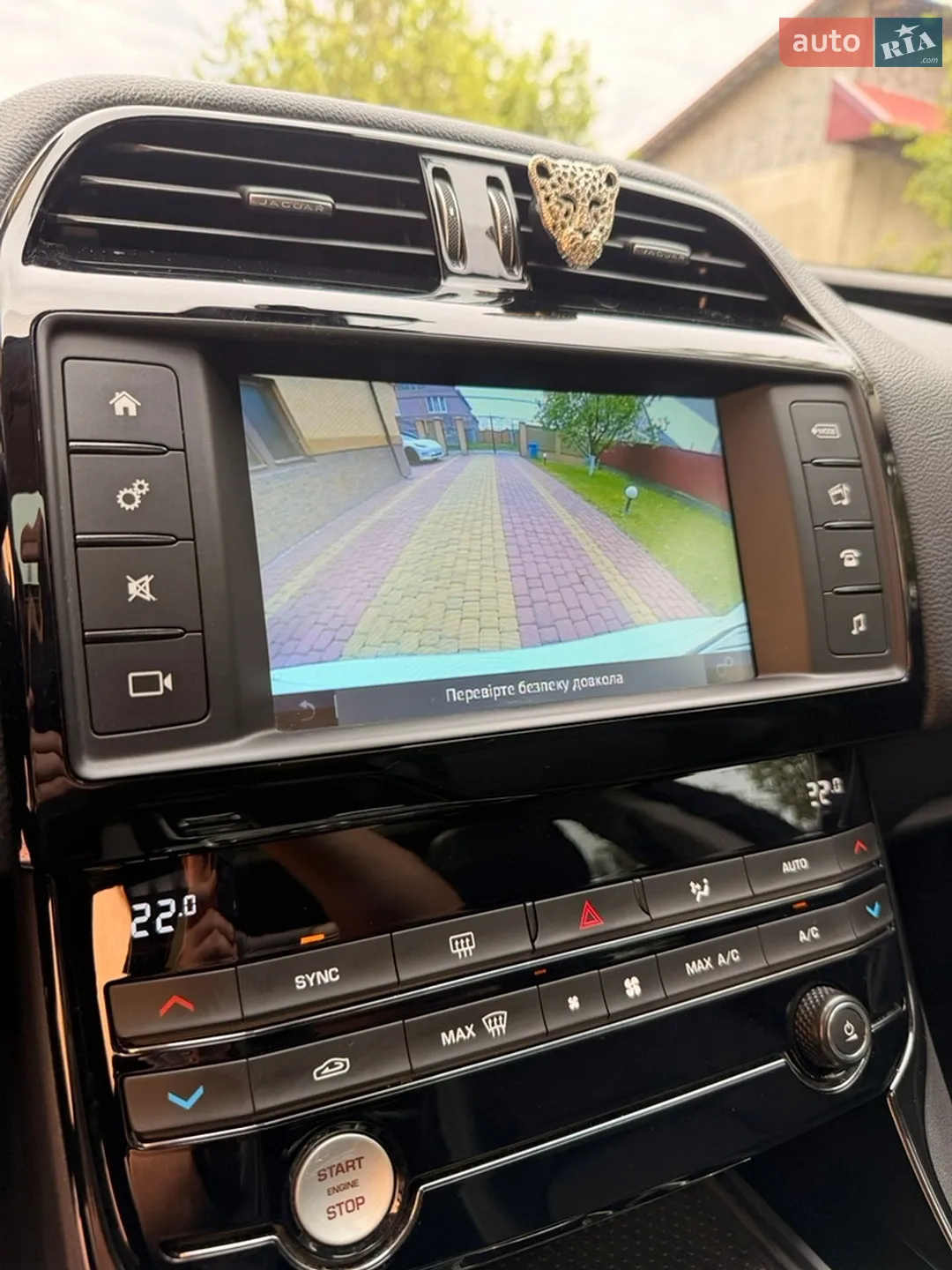 2018 Jaguar XE - мініатюра 29
