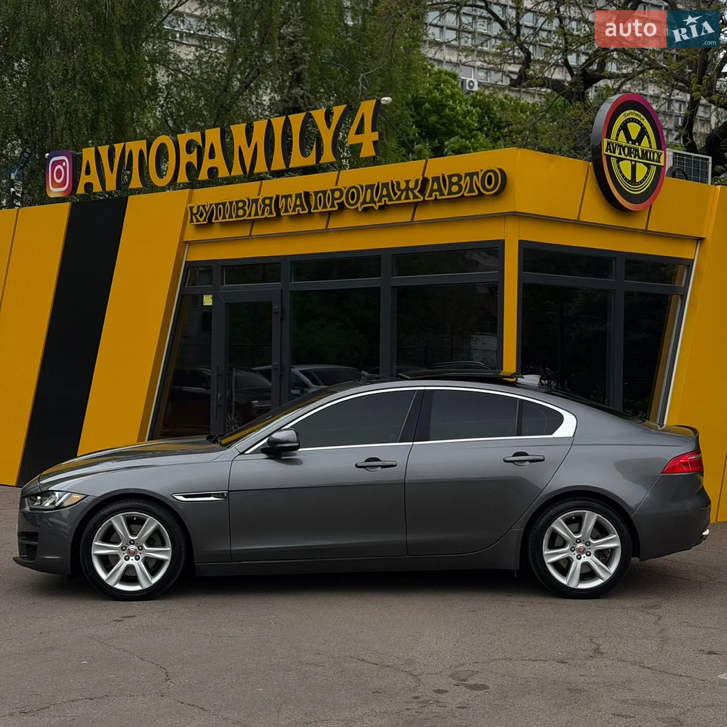 2016 Jaguar XE - мініатюра 8