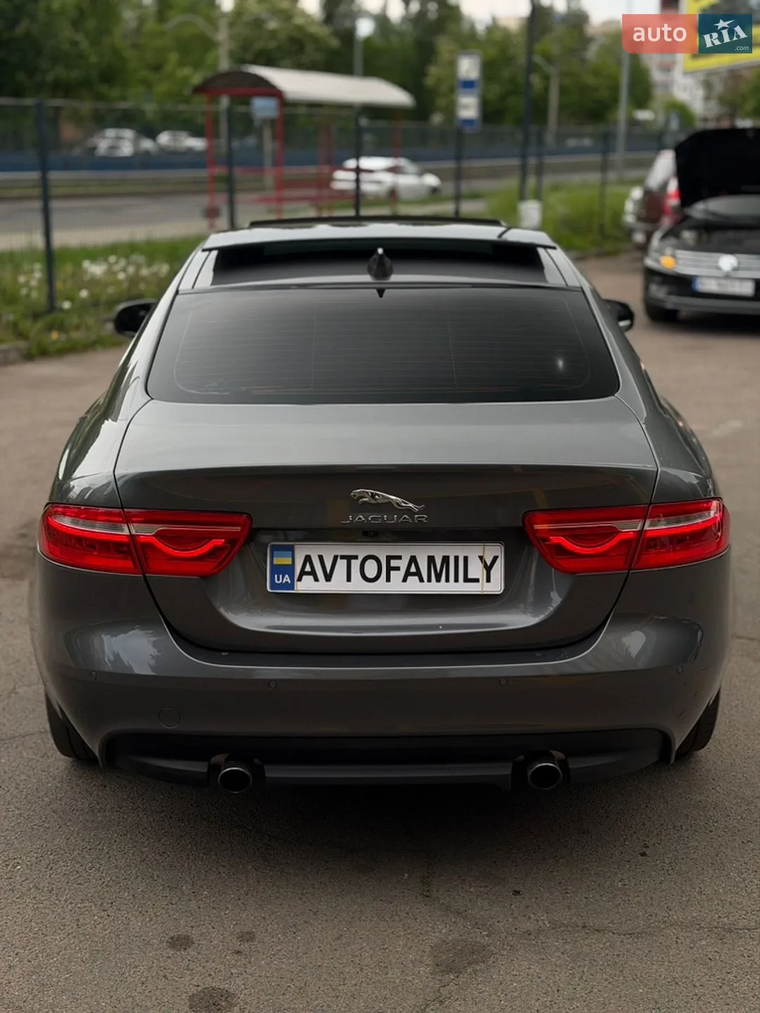 2016 Jaguar XE - мініатюра 13