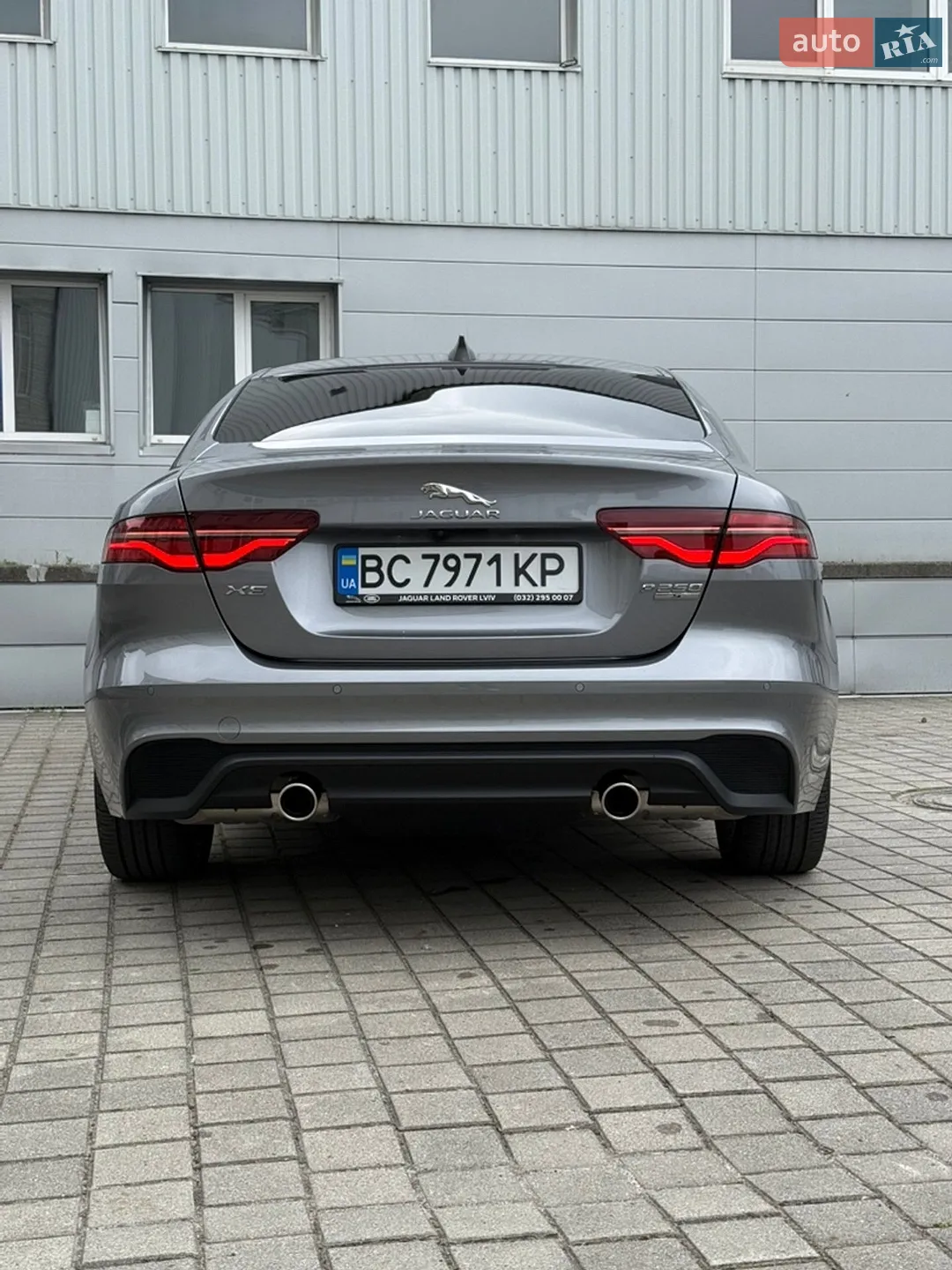 2020 Jaguar XE - мініатюра 8