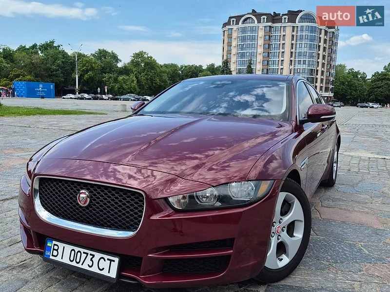 Jaguar XE 2016