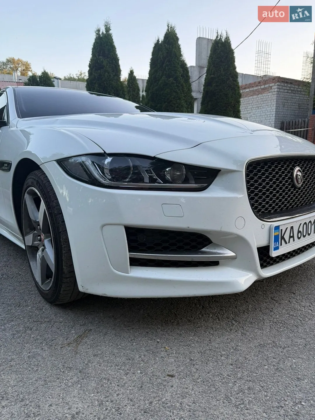 2018 Jaguar XE - мініатюра 11