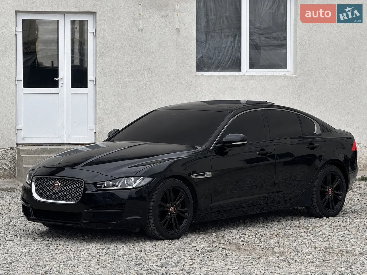 2017 Jaguar XE - мініатюра 64