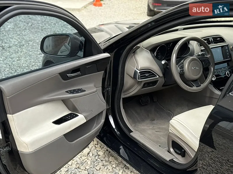 Jaguar XE 2016 VIN SAJAD4BN4HA971096 фото оголошення 4 з 42