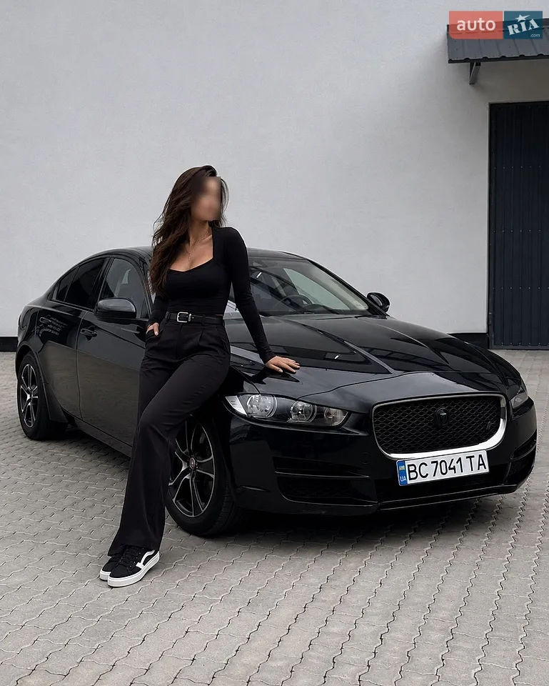 2016 Jaguar XE - мініатюра 24