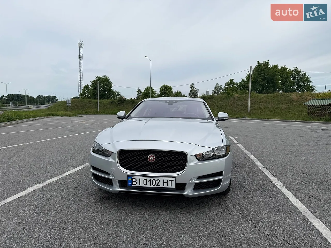 2016 Jaguar XE - мініатюра 24