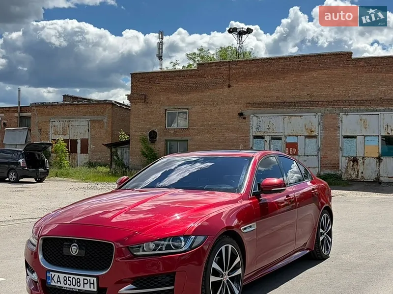 Jaguar XE 2016
