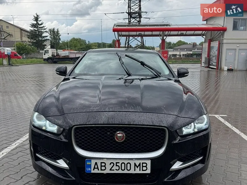 Jaguar XE 2016