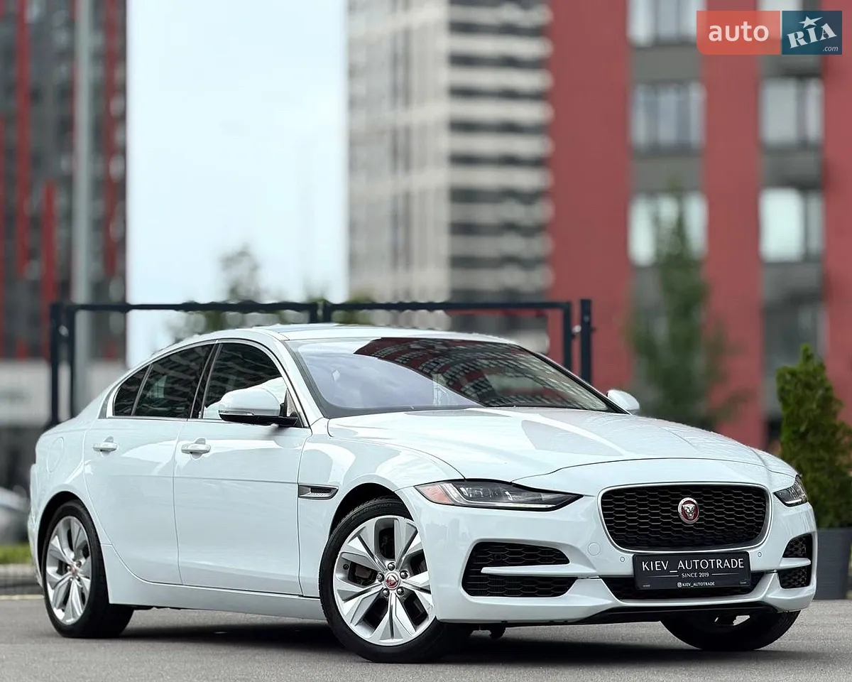2019 Jaguar XE - мініатюра 14
