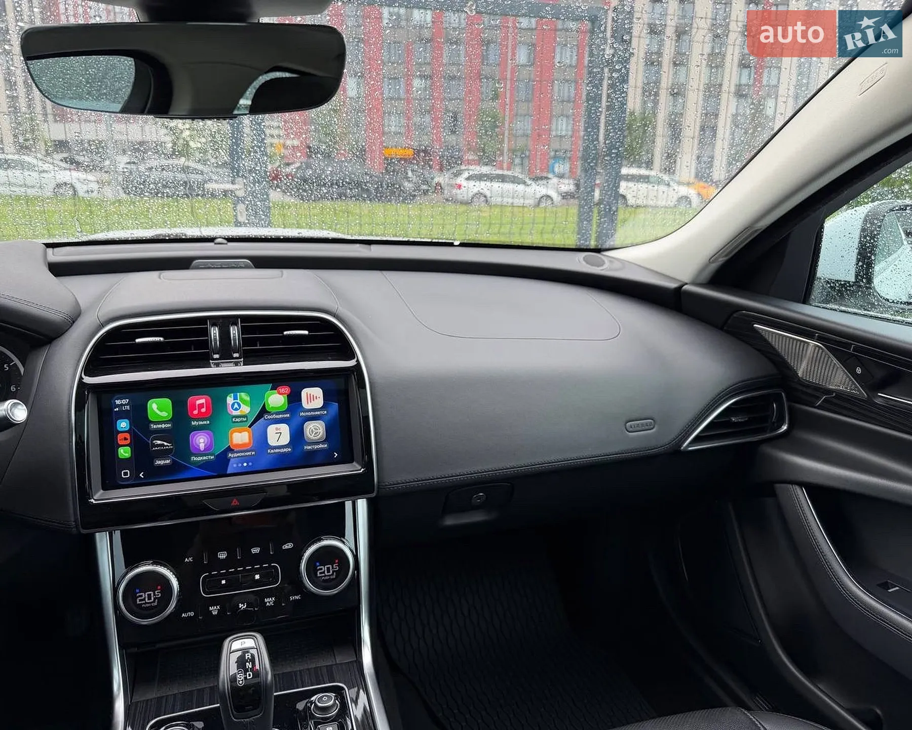 2019 Jaguar XE - мініатюра 36