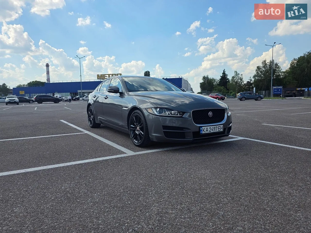 2017 Jaguar XE - мініатюра 21