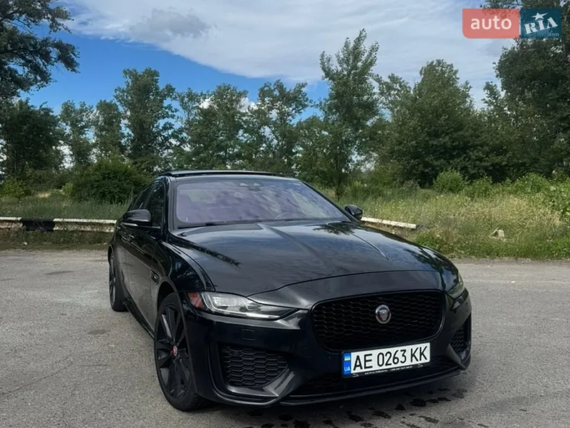 Jaguar XE 2016