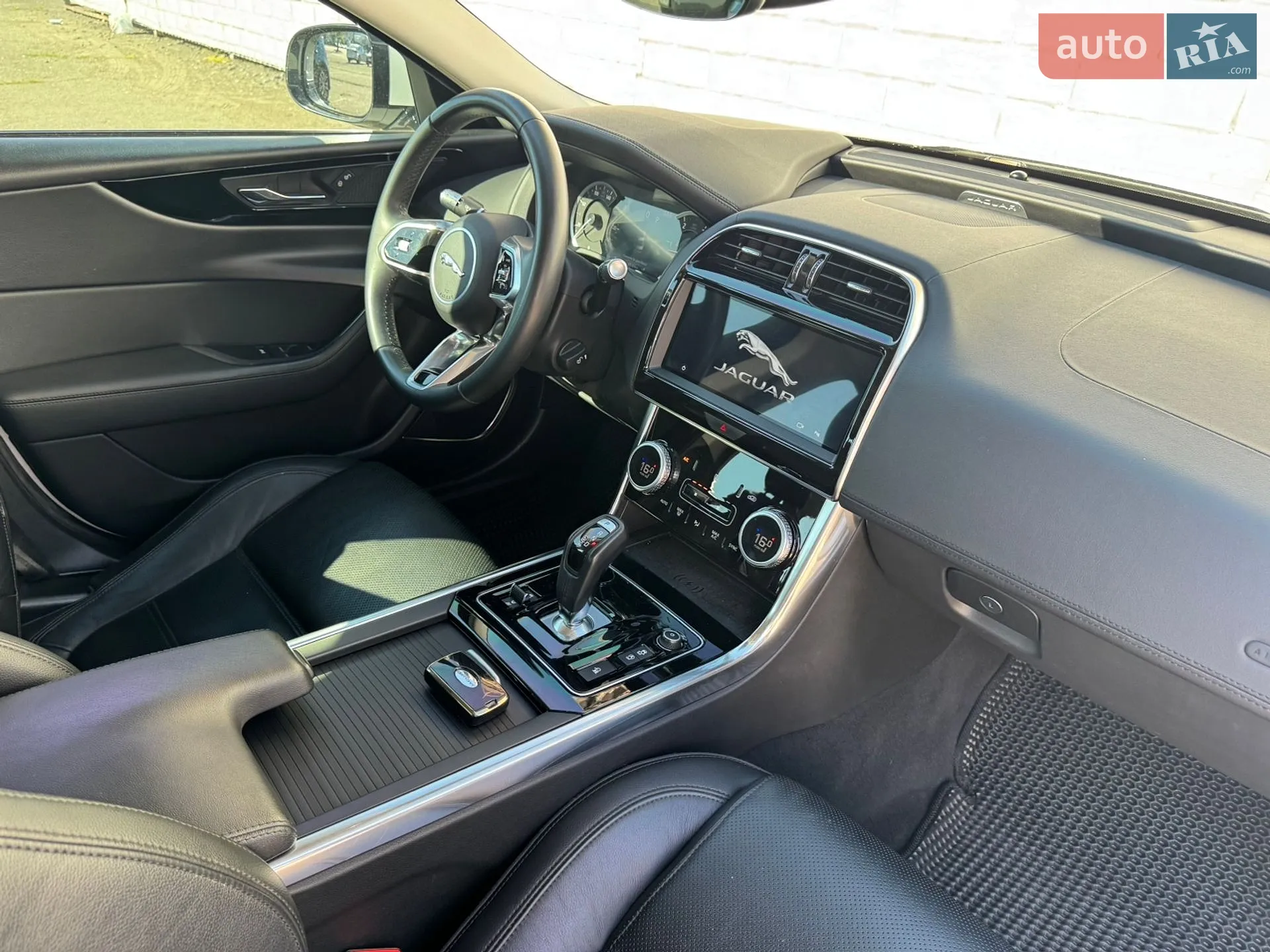 2020 Jaguar XE - мініатюра 25