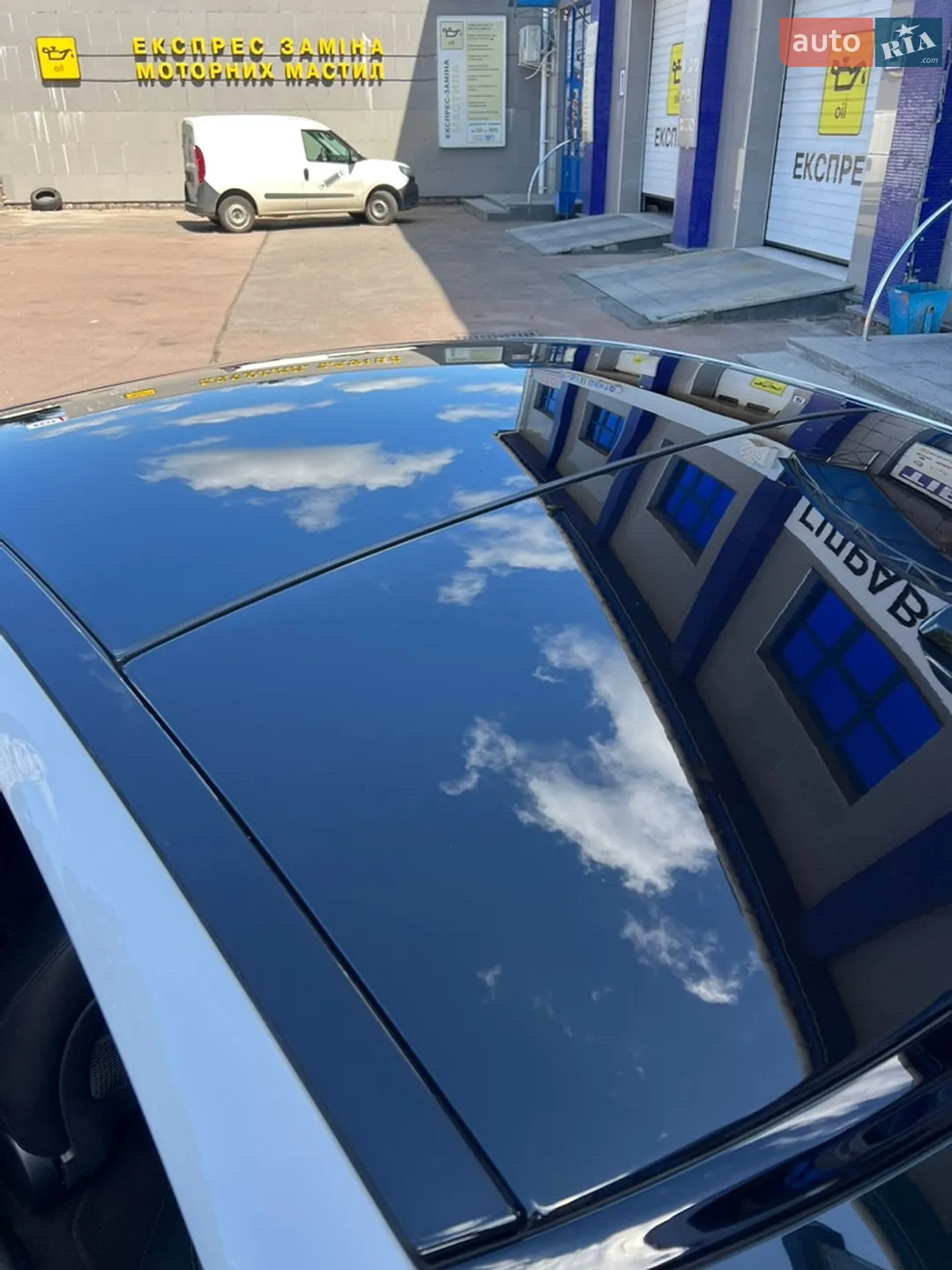 2019 Jaguar XE - мініатюра 17