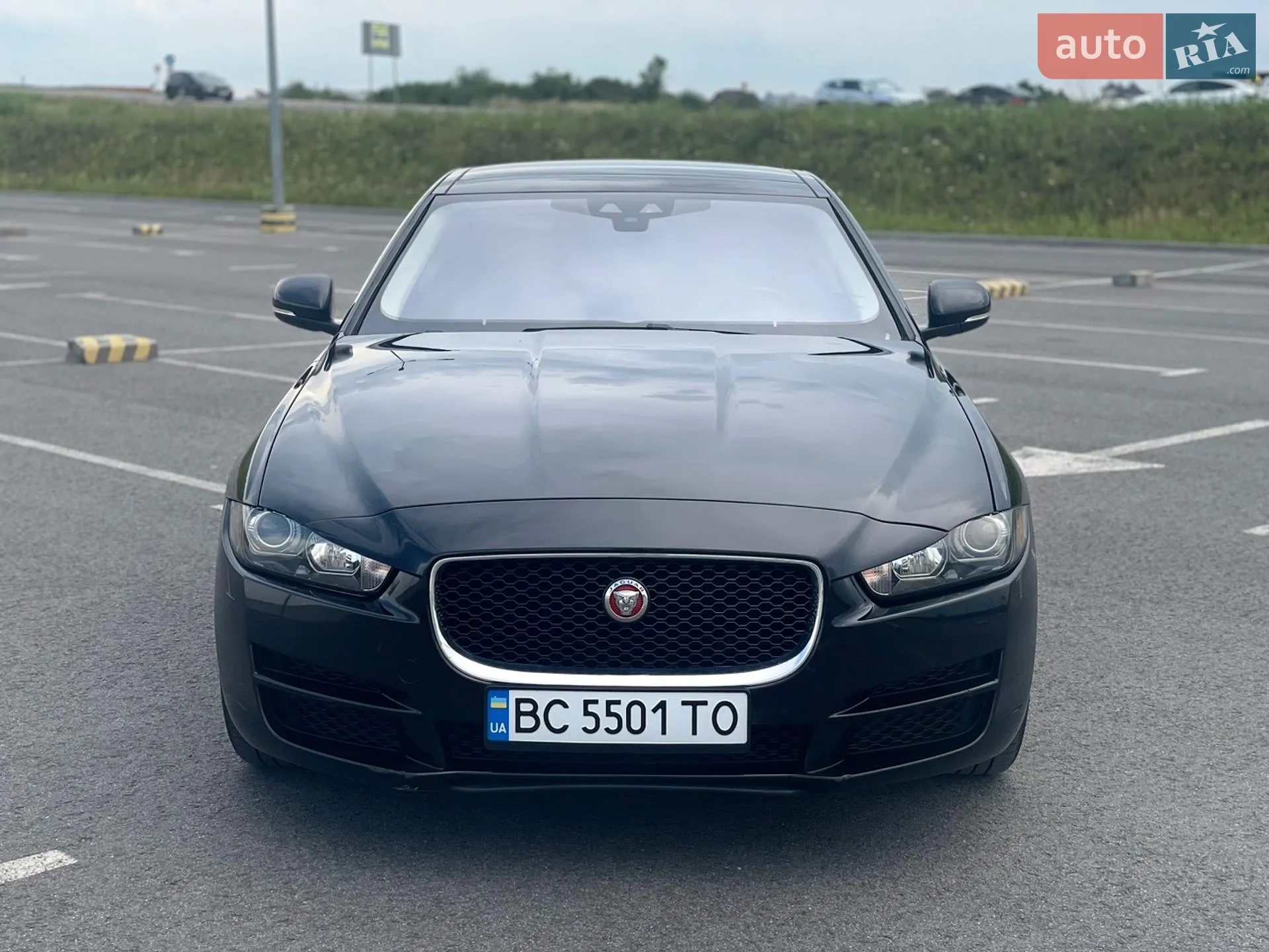 2016 Jaguar XE - мініатюра 16