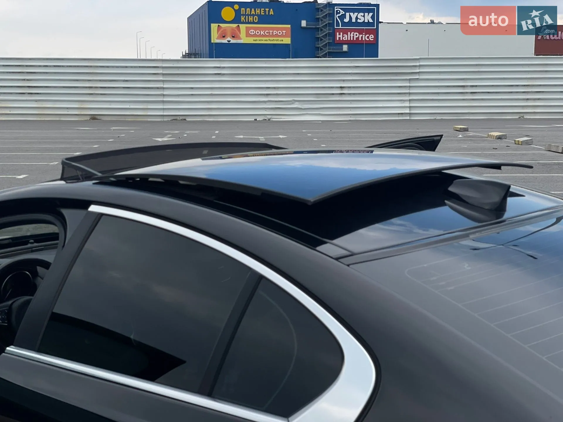 2016 Jaguar XE - мініатюра 58