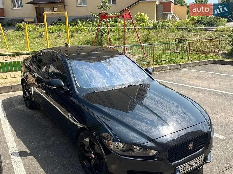Jaguar XE 2017