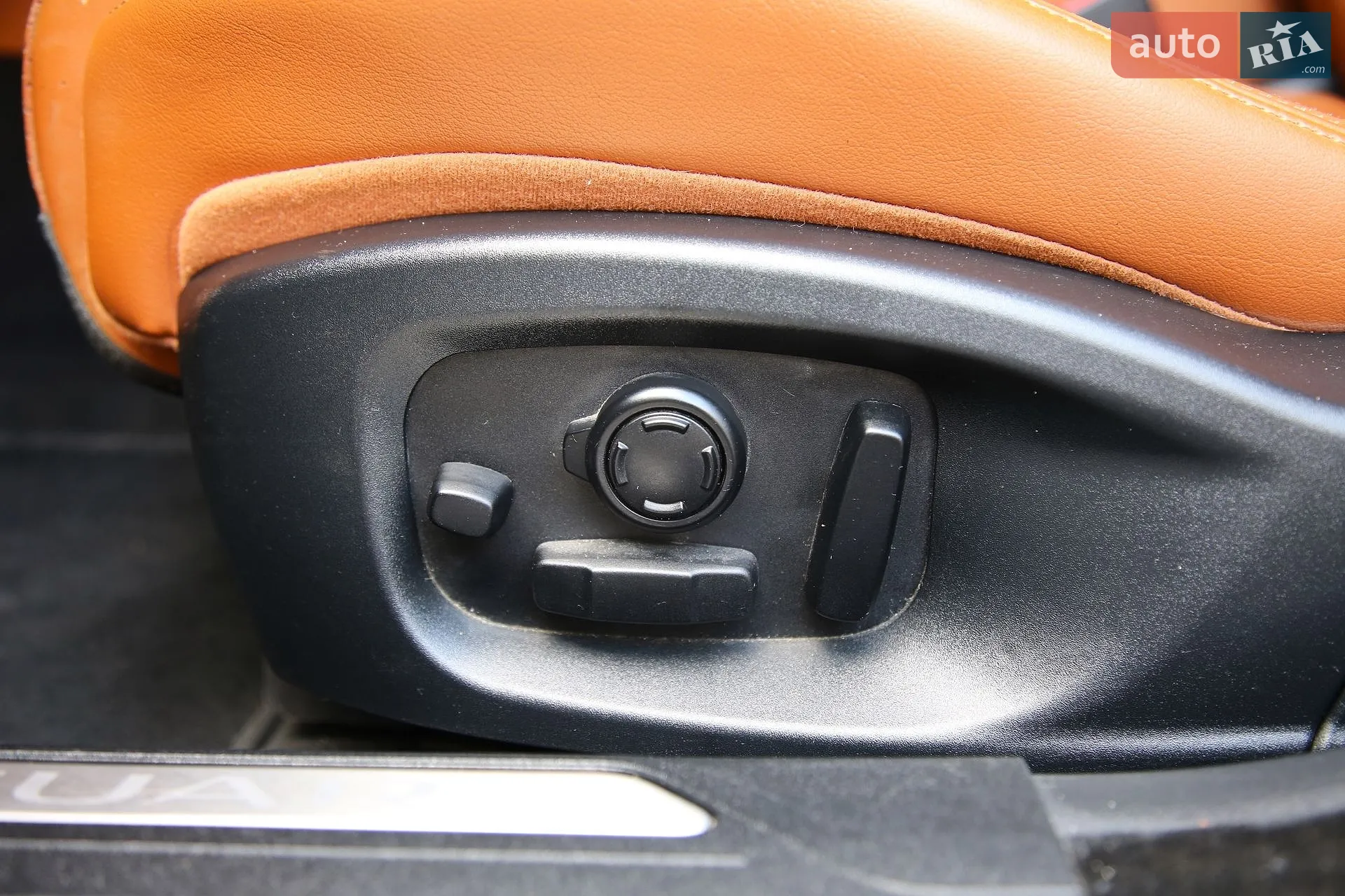 2015 Jaguar XE - мініатюра 24