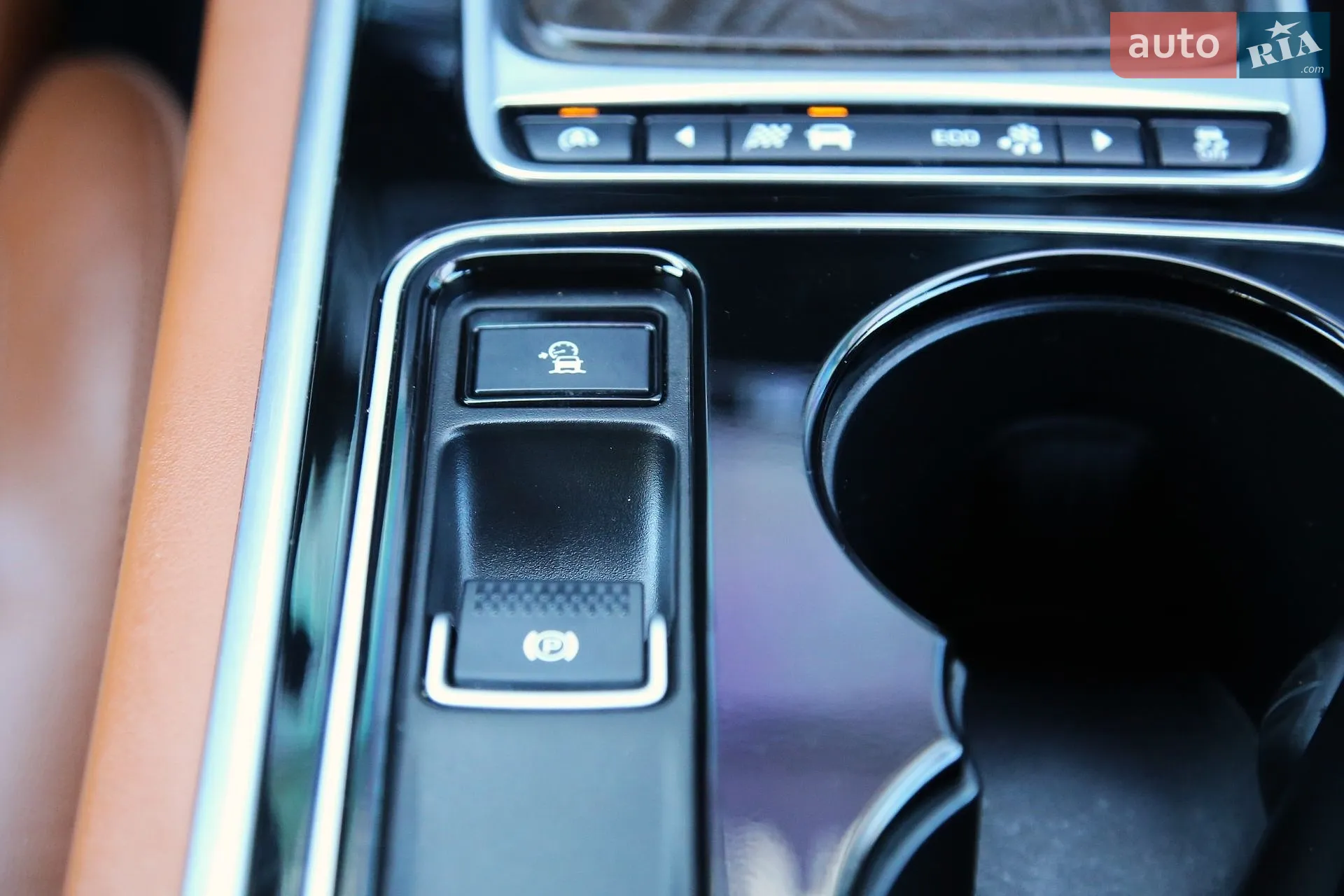 2015 Jaguar XE - мініатюра 23