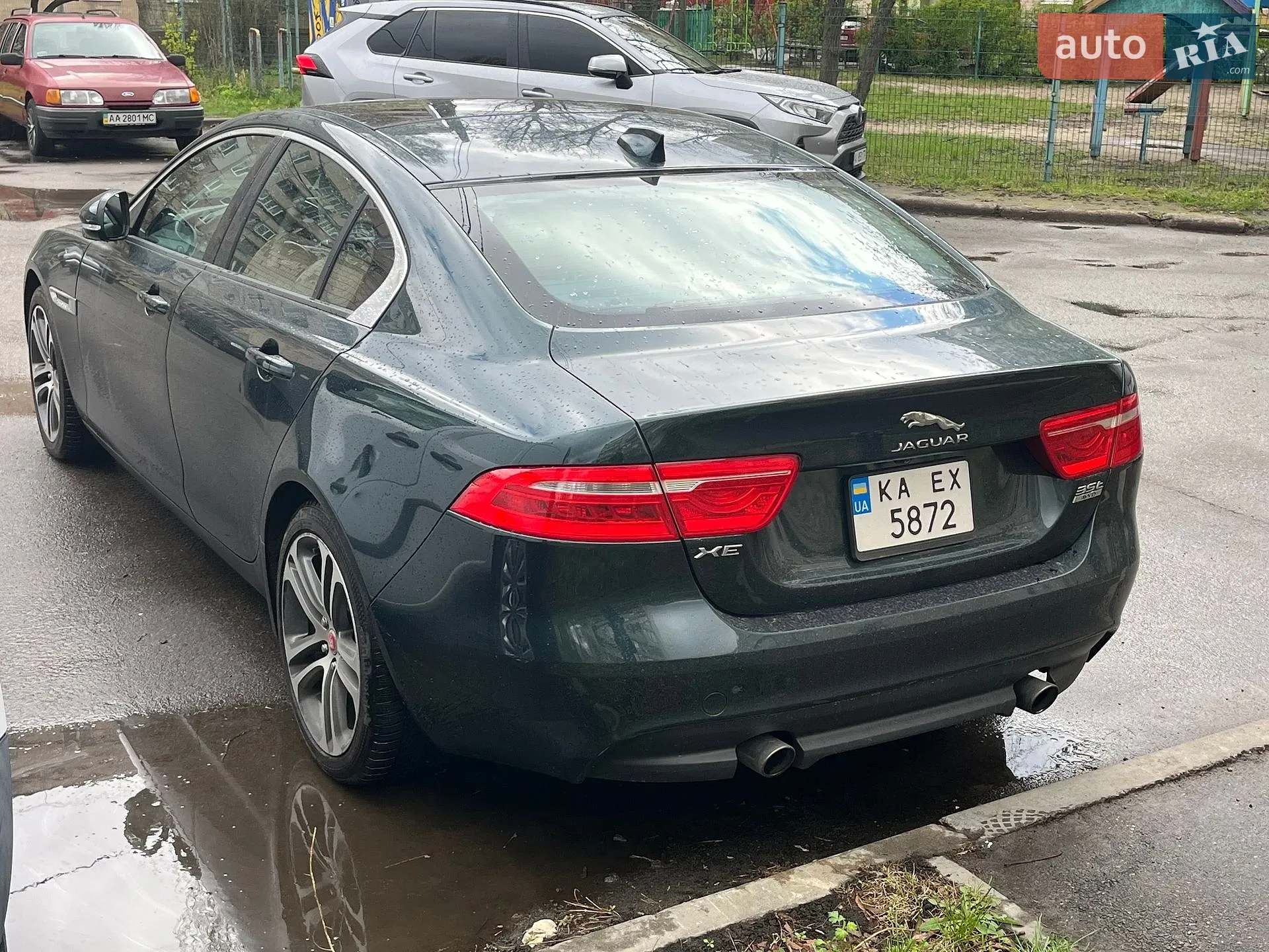 2016 Jaguar XE - мініатюра 2