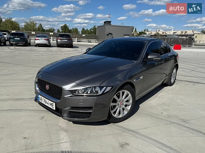 Jaguar XE 2015