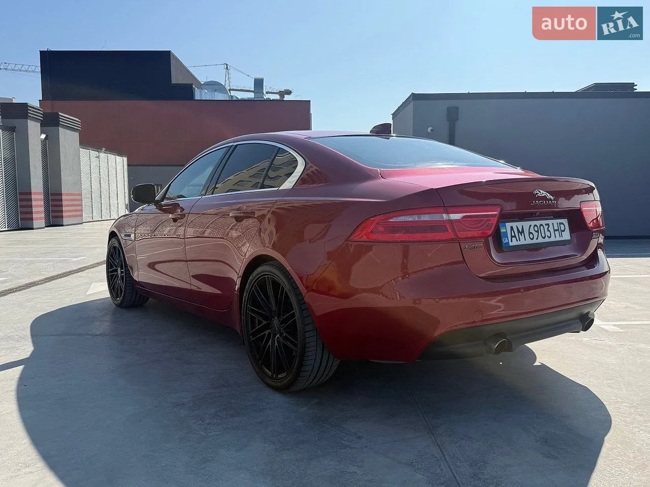 2018 Jaguar XE - мініатюра 6