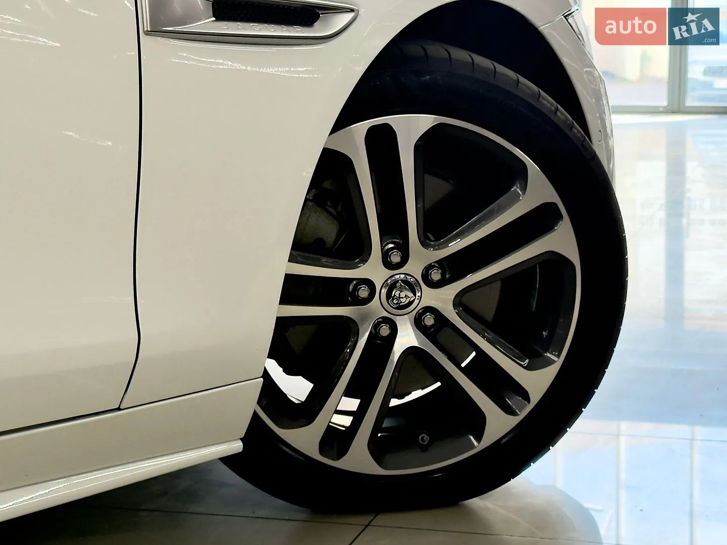 2024 Jaguar XE - мініатюра 22