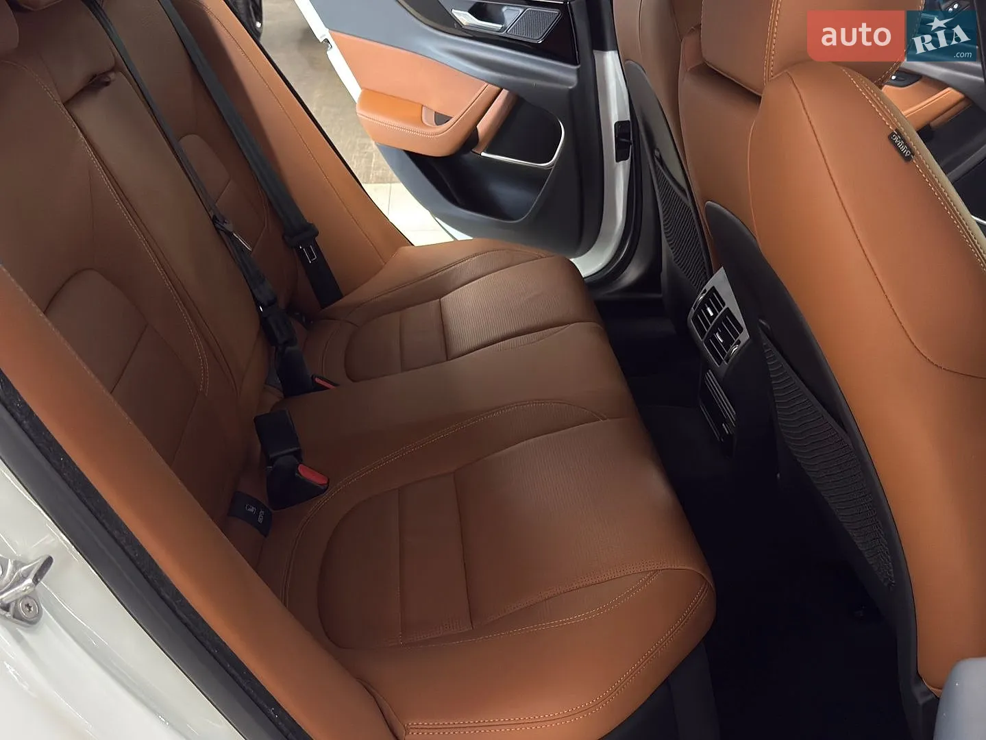 2024 Jaguar XE - мініатюра 29