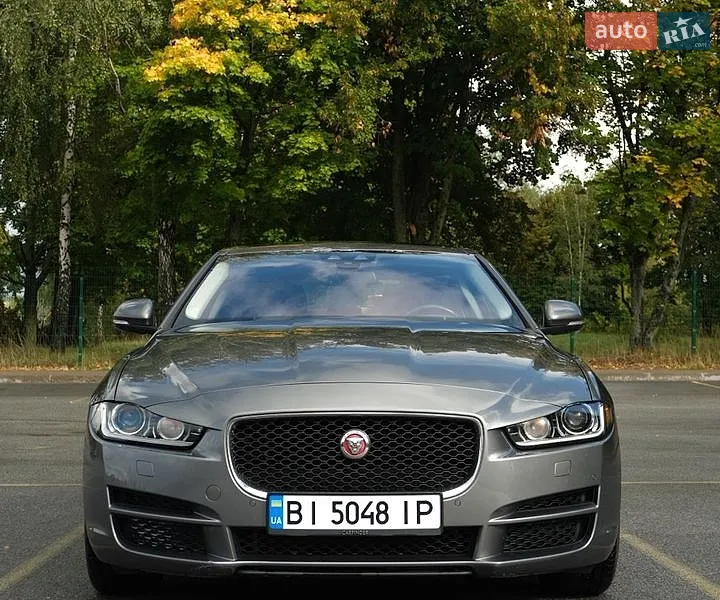 Jaguar XE 2016