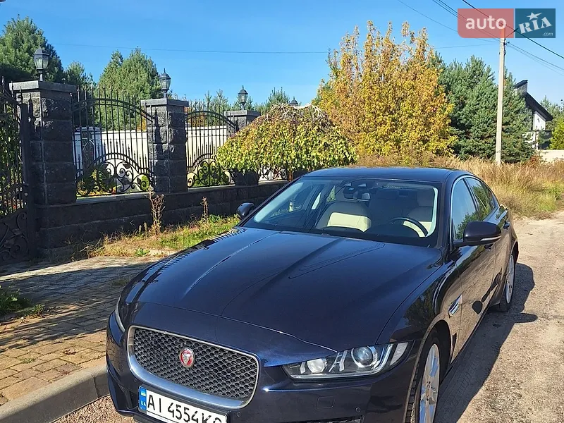 Jaguar XE 2017